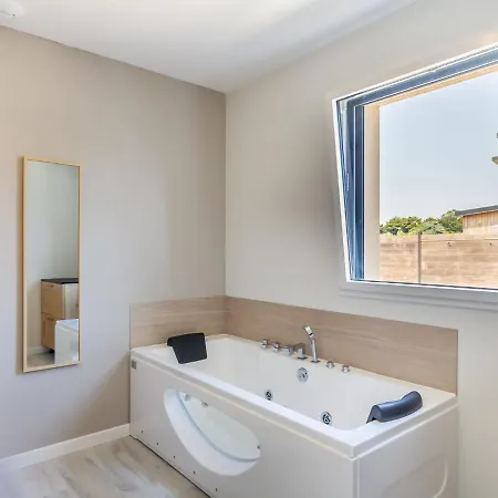 Palet Breton By Interhome Dom wakacyjny Locquirec